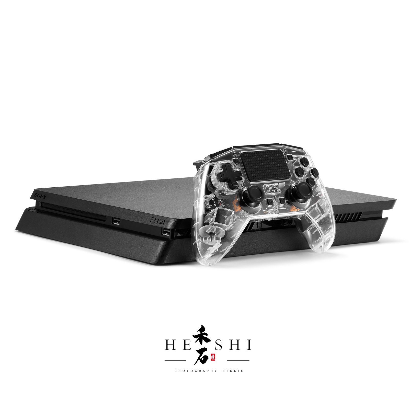 PS4游戏主机透明手柄 · 3C数码 产品拍摄案例 - 禾石商业摄影